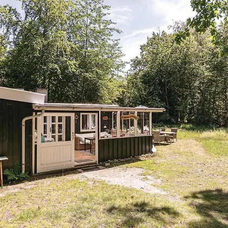 Borkjehuzed Dom wakacyjny *